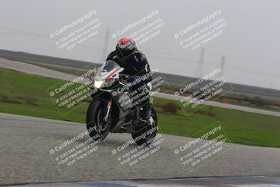 media/Nov-30-2025-TrackDaz (Sun) [[d8b22663df]]/A Group/Session 4 (Wheelie Bump)/